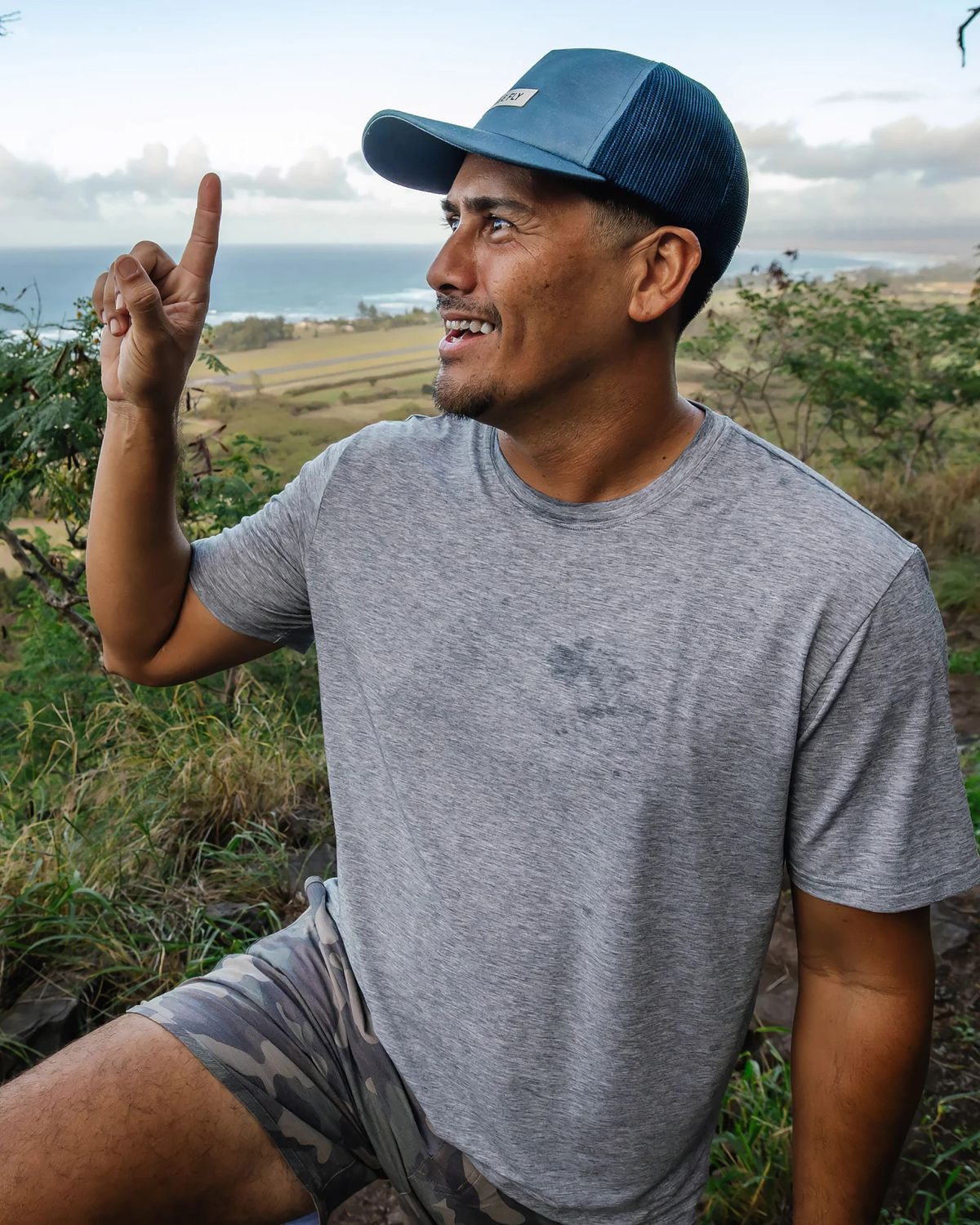 Men's Elevate Lightweight Tee Heather Grey