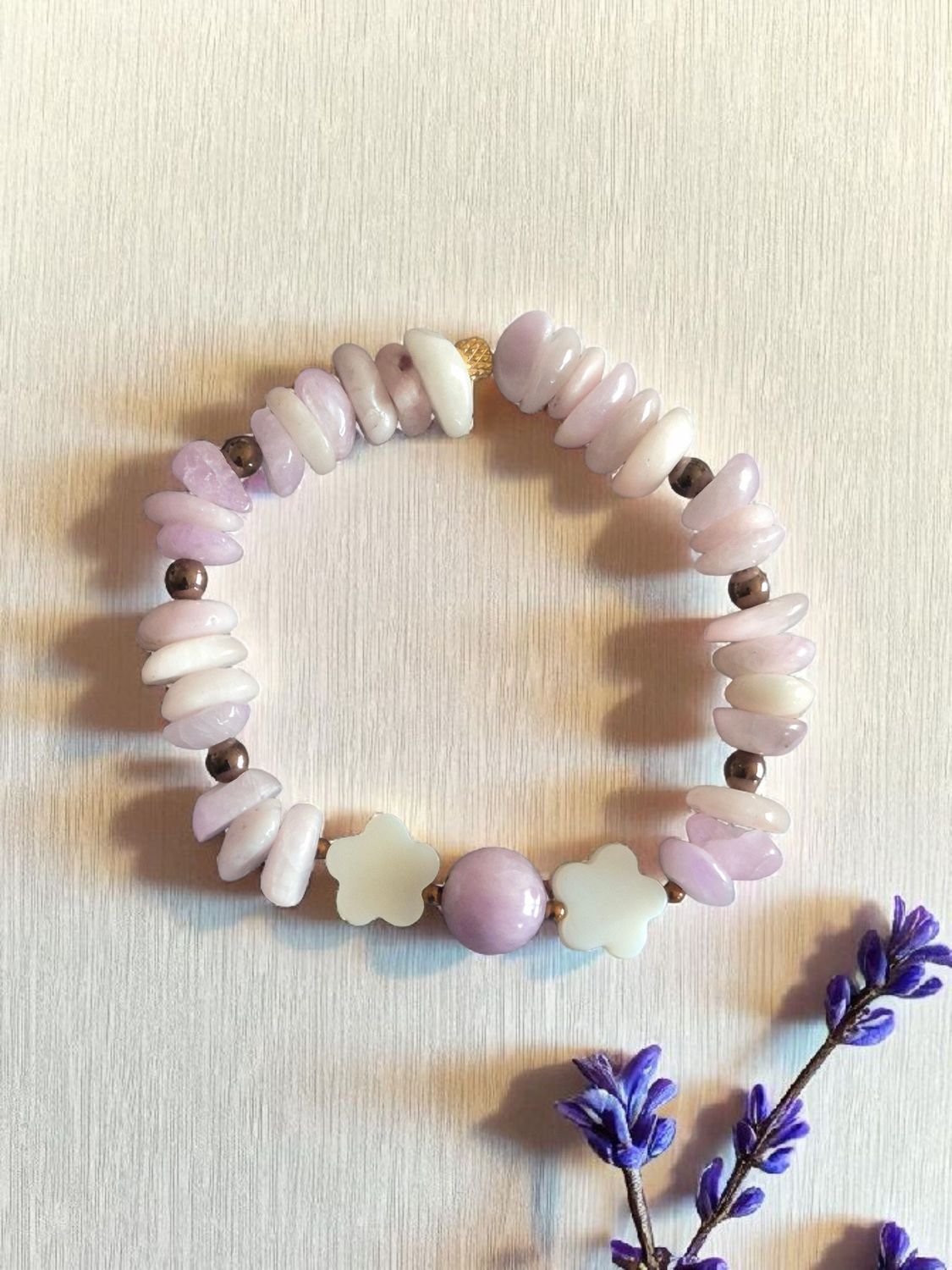 Bransoletka z kunzytem