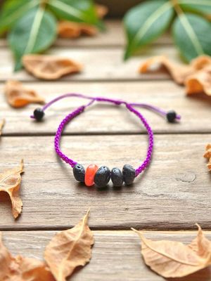 Bransoletka pleciona z lawą i koralem