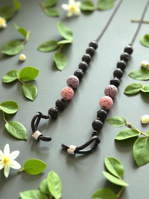 Sznureczek z lawą wulkaniczną