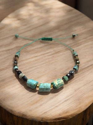 Bransoletka z turkusem afrykańskim i hematytem
