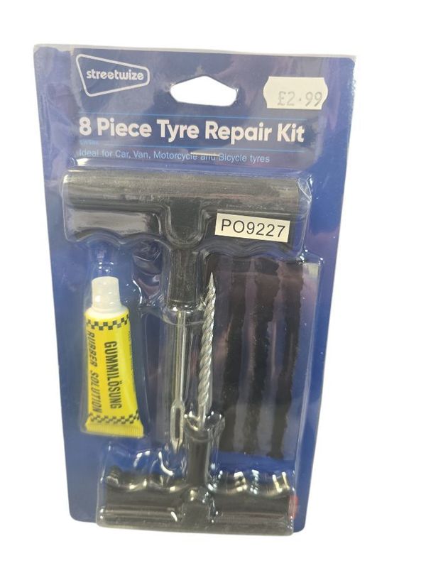 Streetwize 8 Piece Tyre Repair kit