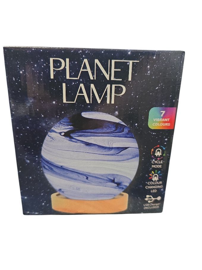 L&P Planet Lamp
