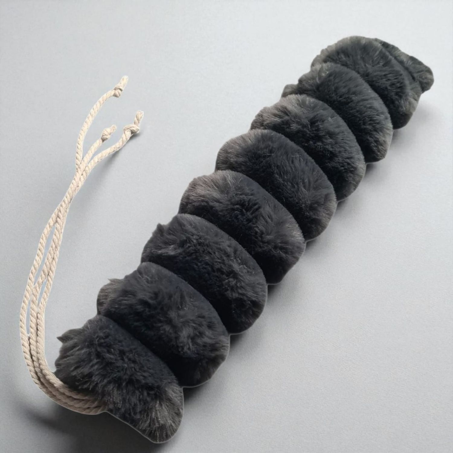 Szarpiszon grafitowy