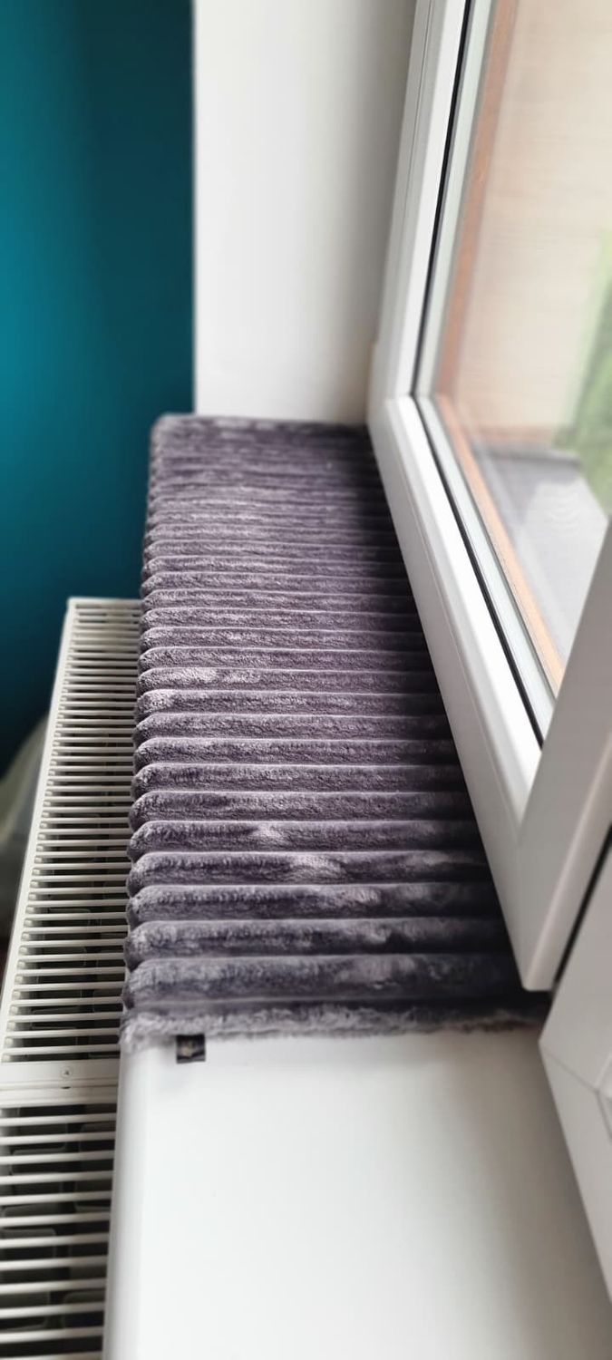 Parapetnik welurowy 24x70