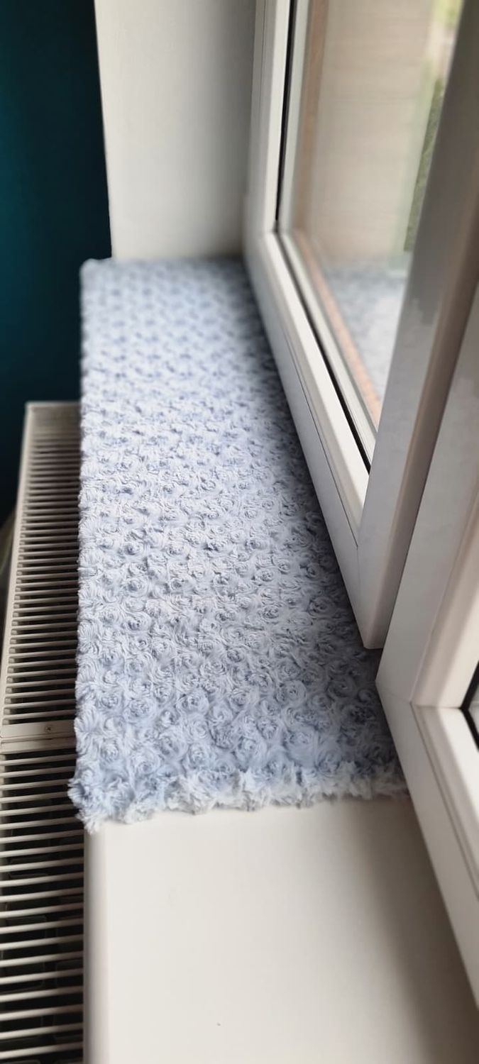 Parapetnik welurowy 24x80