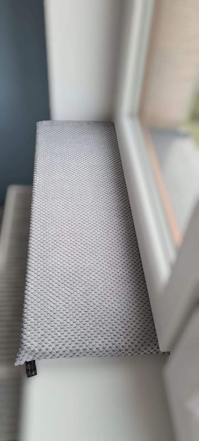 Parapetnik Tender z weluru - miękkość, styl i widok na świat | Meylumi