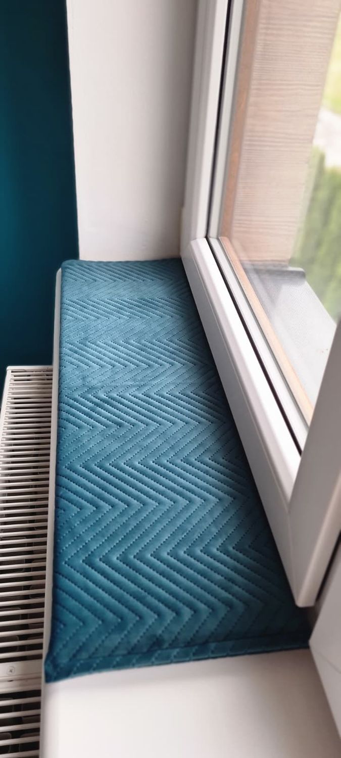 Parapetnik welurowy 22x70