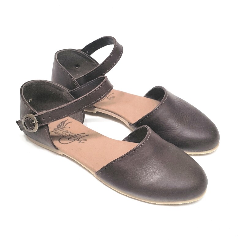 Eloise Soft Leather Handmade Ladies Toecap Shoe Dark Brown