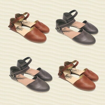 Eloise Handmade toe-cap shoe