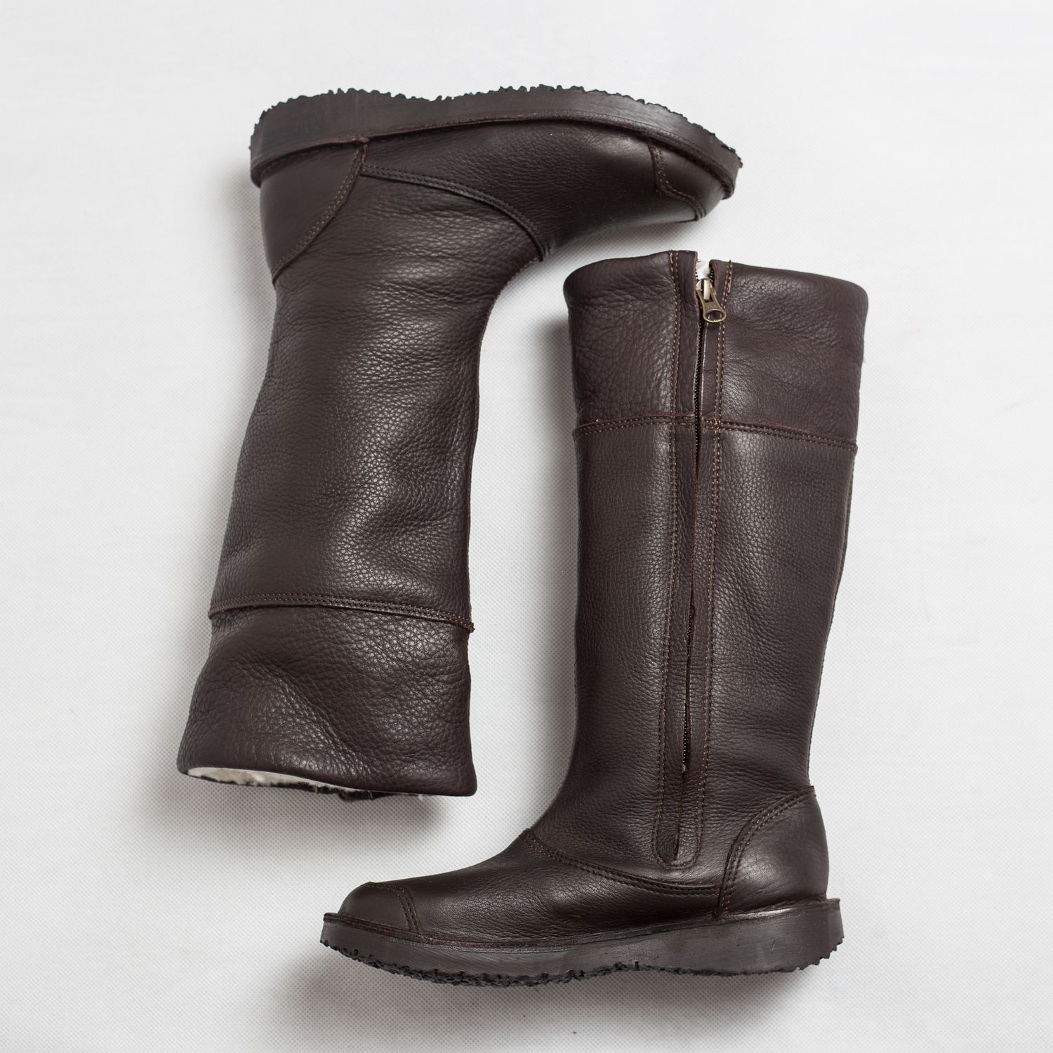 Corina Oxblood