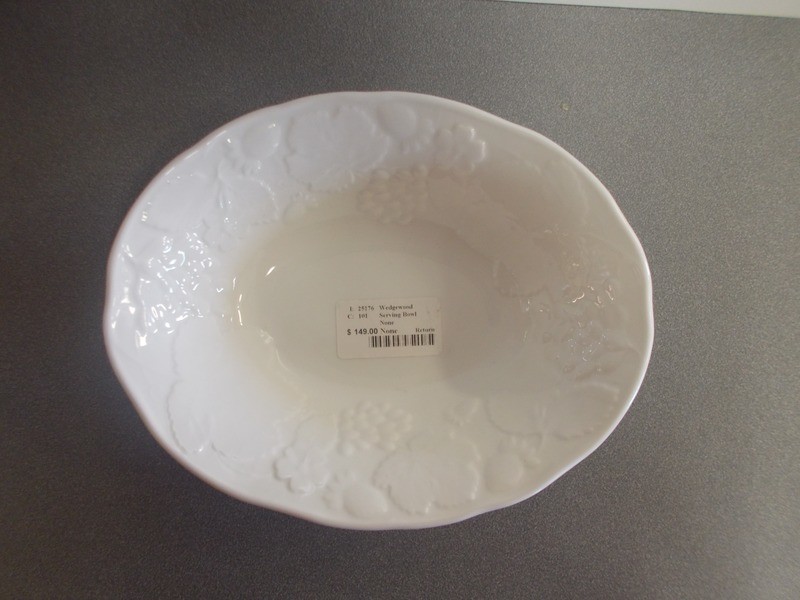 Wedgewood Serving Bowl