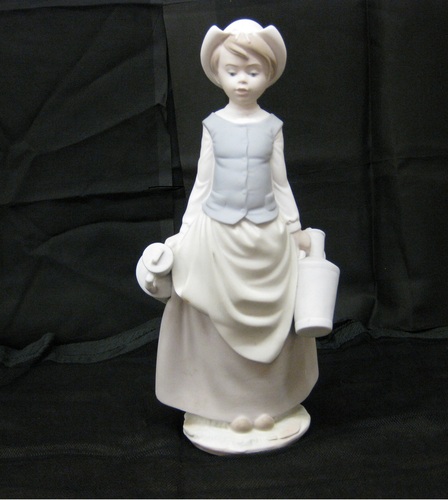 Lladro Girl With Milk Jugs