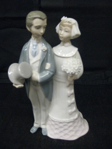 Lladro Bride And Groom (Retired)