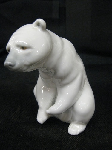 Lladro Polar Bear