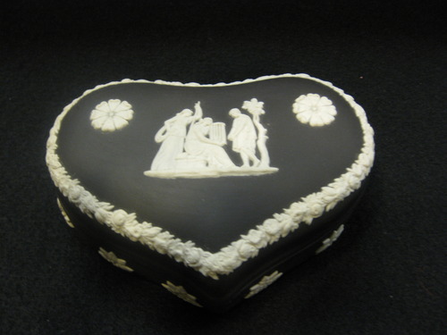 Wedgwood Black Heart Trinket Box