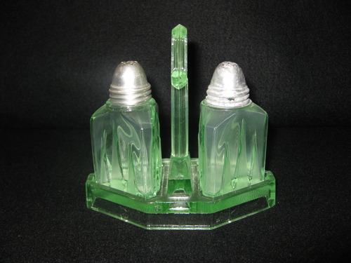 Green Depression Glass Salt and Pepper Shaker Holder