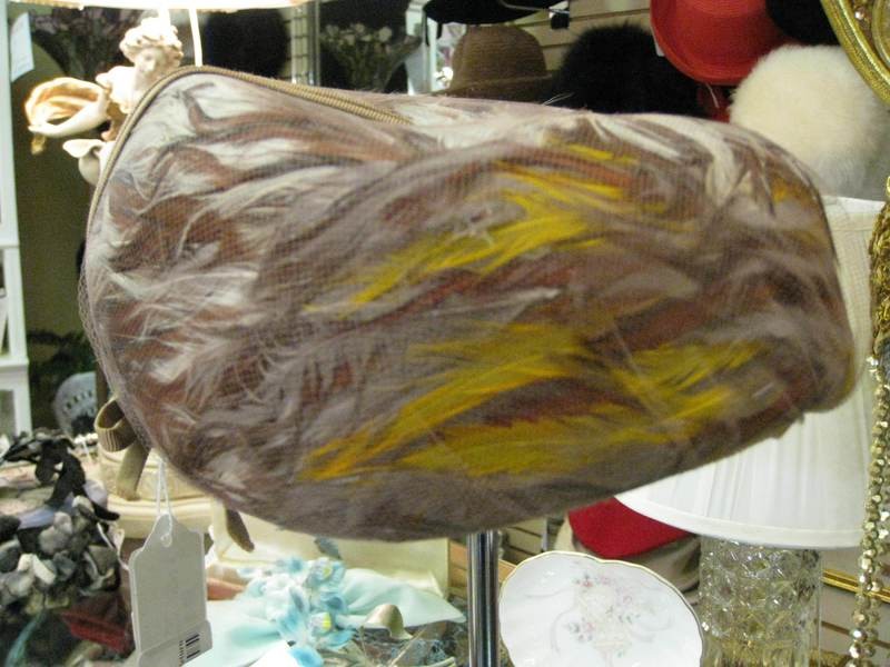 1950&#39;s Feathered cap