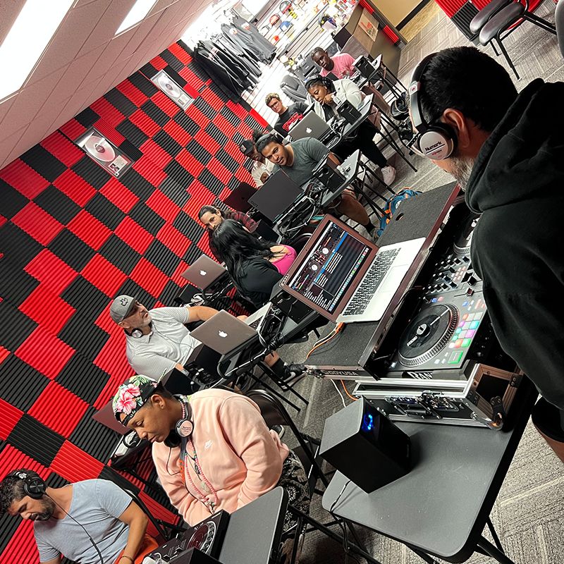 6 Week EDM DJ Course