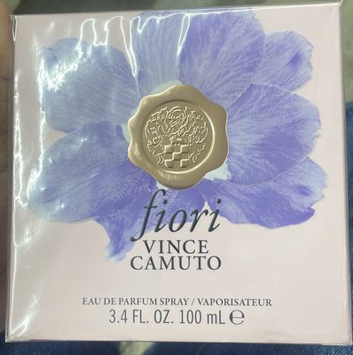 fiori Vince Camuto