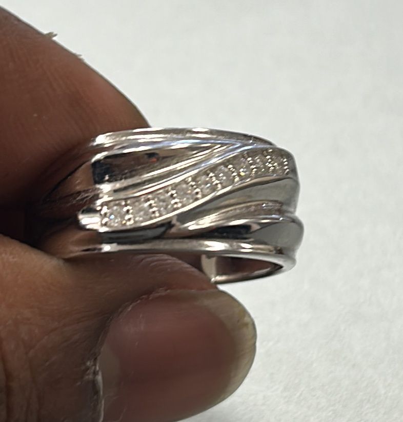 10Kt White Gold Ring Mens