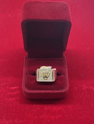 14kt Gold men’s Ring 8gms