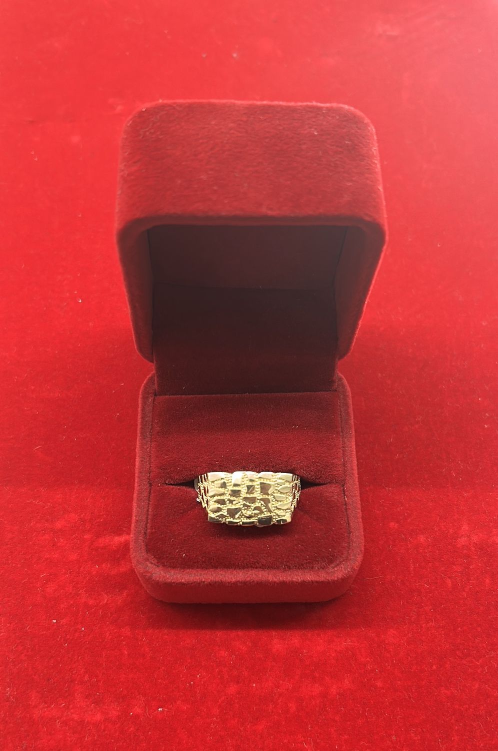 10Kt gold nugget men ring 4.9gm