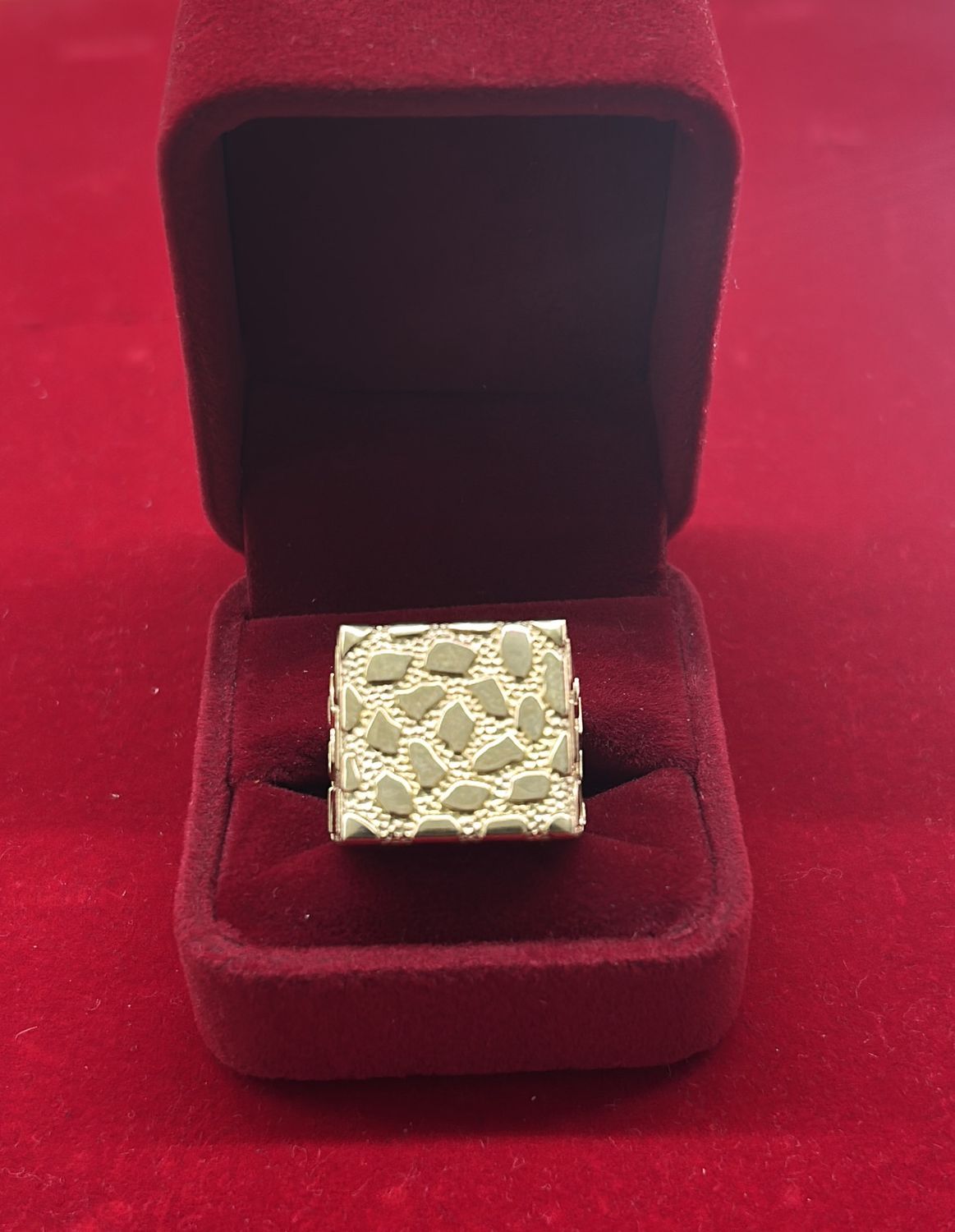 10KT gold square nugget men ring 5.3gm