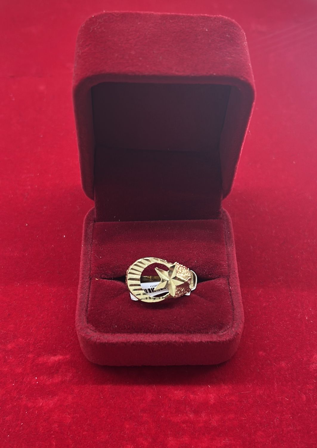 10KT Gold Men's Ring 4.7  gm