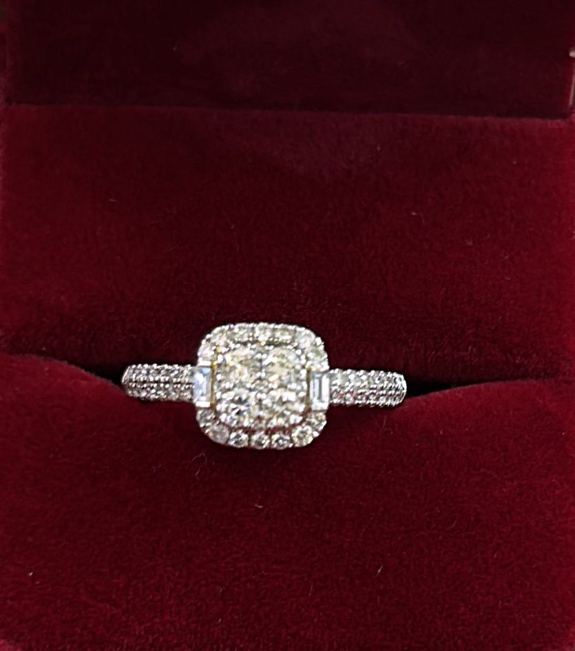 10KT Lady Diamond Ring 0.97 CTW 71663￼ no