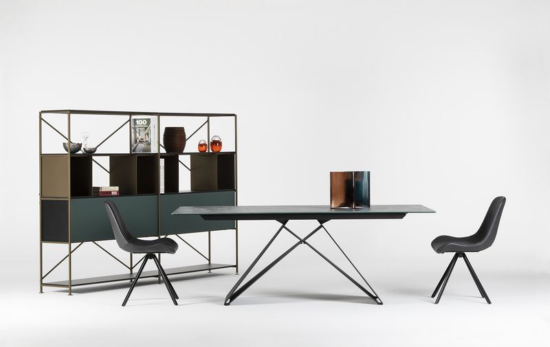Fly Table