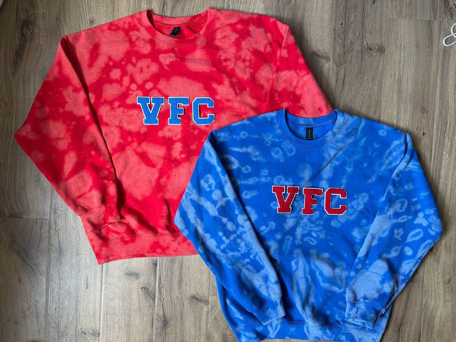 VFC Reverse Dye crewneck