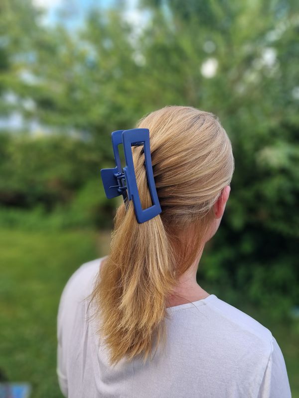 KLASSISK XL HÅRKLÄMMA BLÅ - Håller ditt tjocka hår på plats