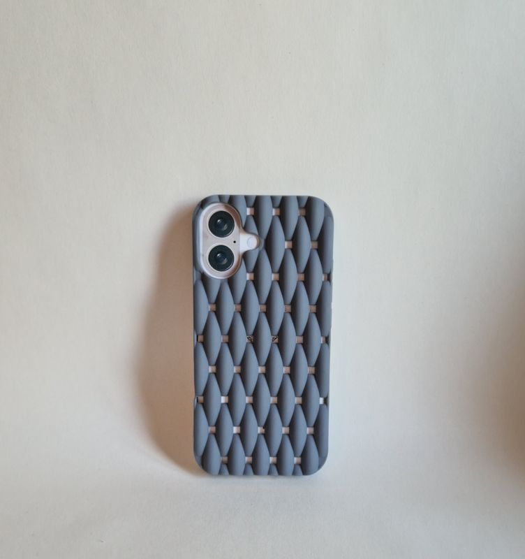 IPHONE 16 SKAL