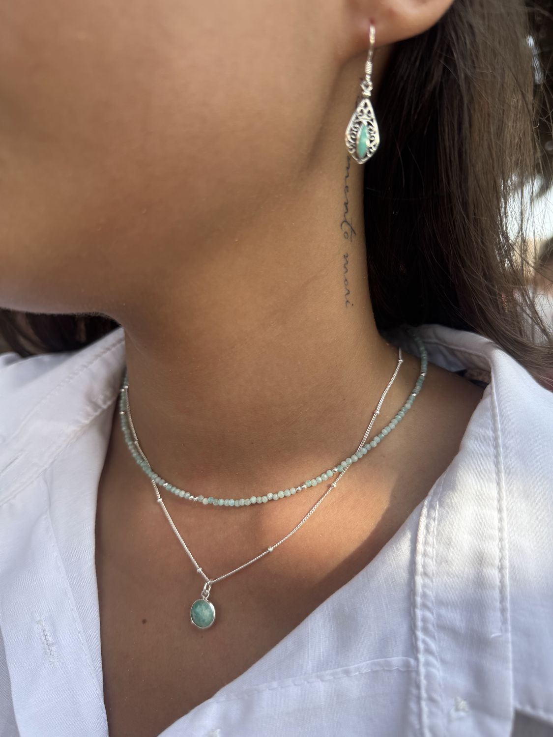 עגילי תלוי טורקיז | שרשרת אבנים קטנות קלצדוני | שרשרת תליון קלצדוני | One piece