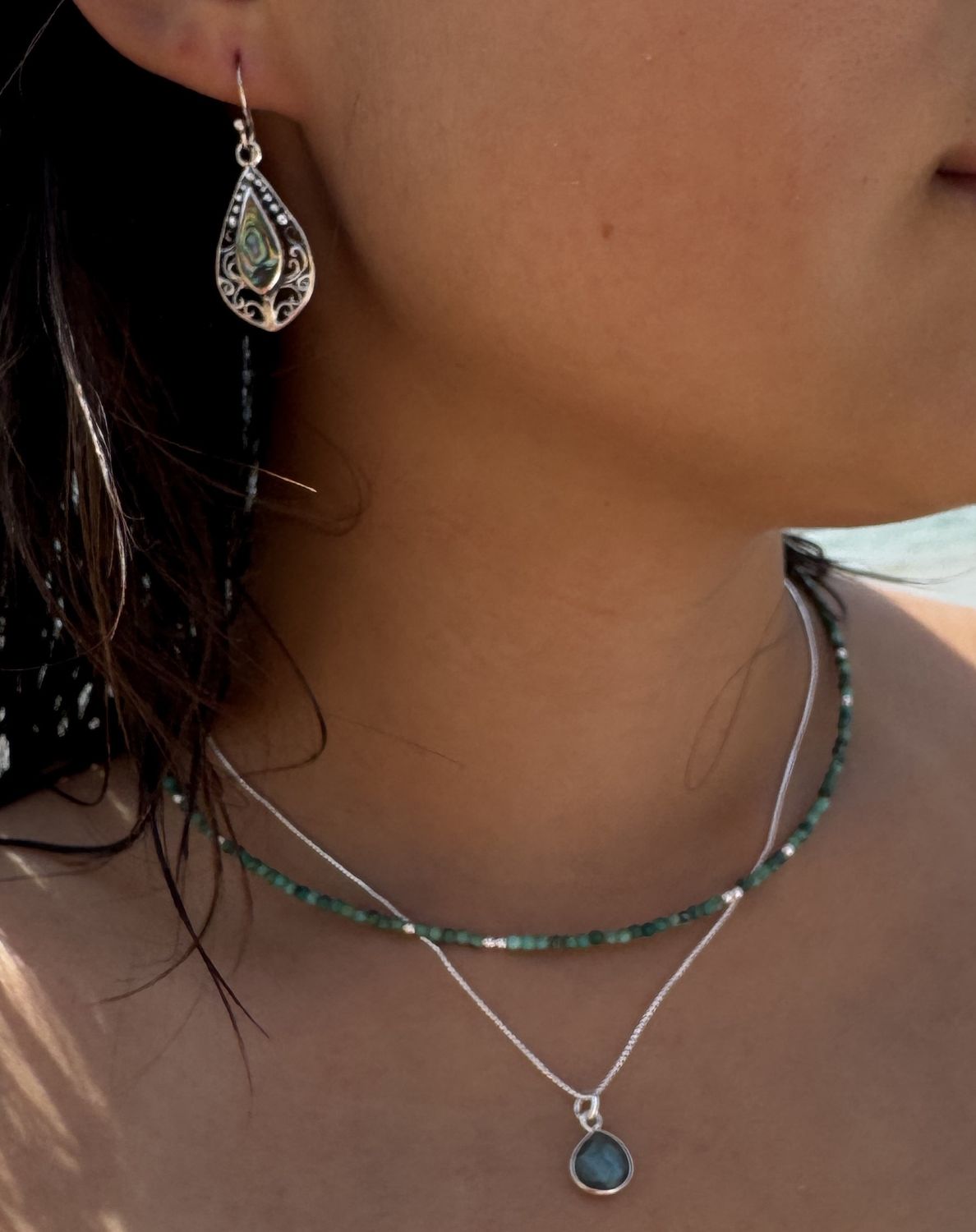 עגילי אבלון | שרשרת טורקיז אבנים קטנות | שרשרת תליון לברדורייט | One piece