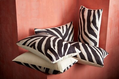 Pillow zebra