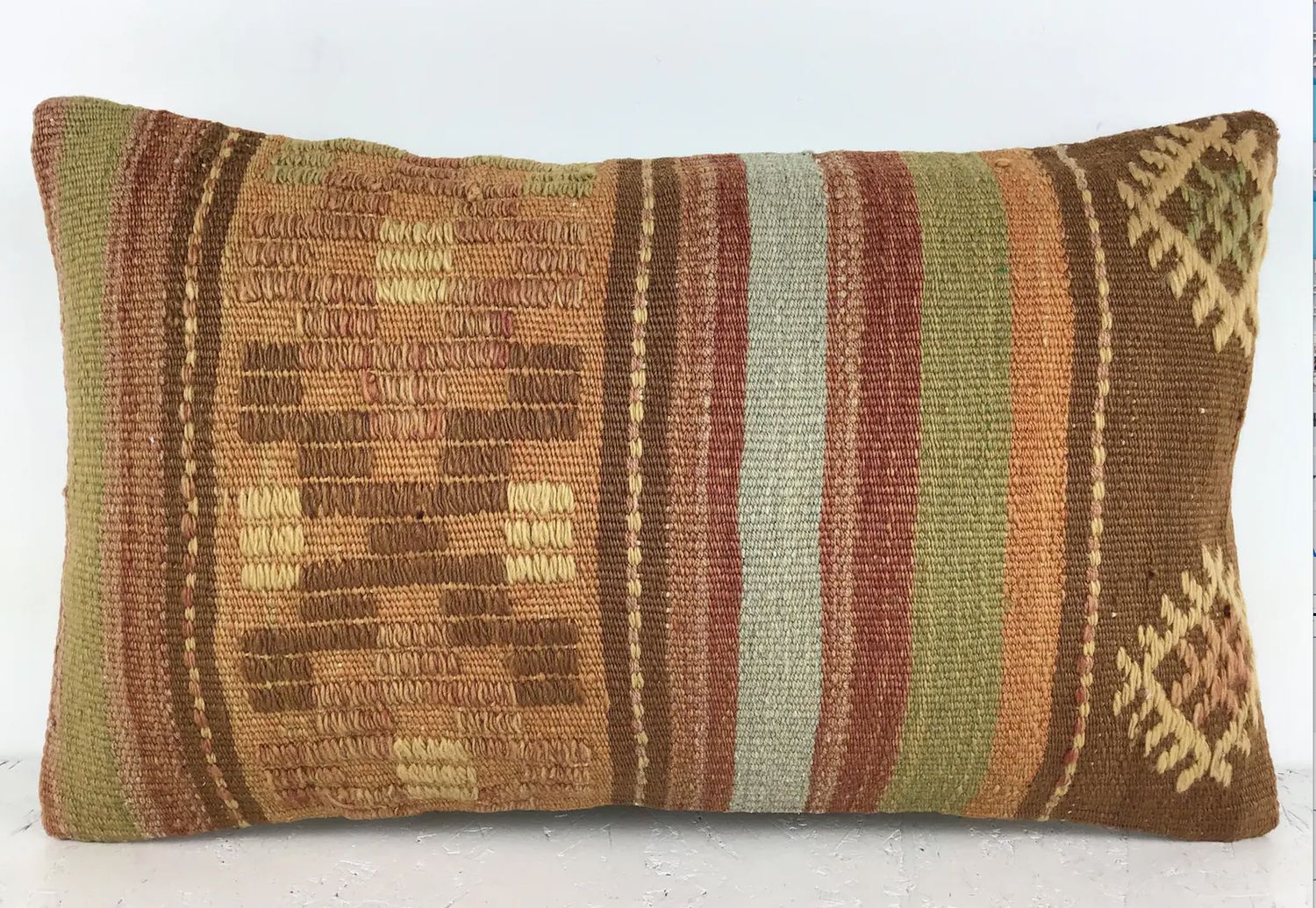 Kilim pillow M