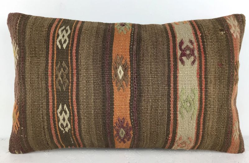 Kilim pillow M
