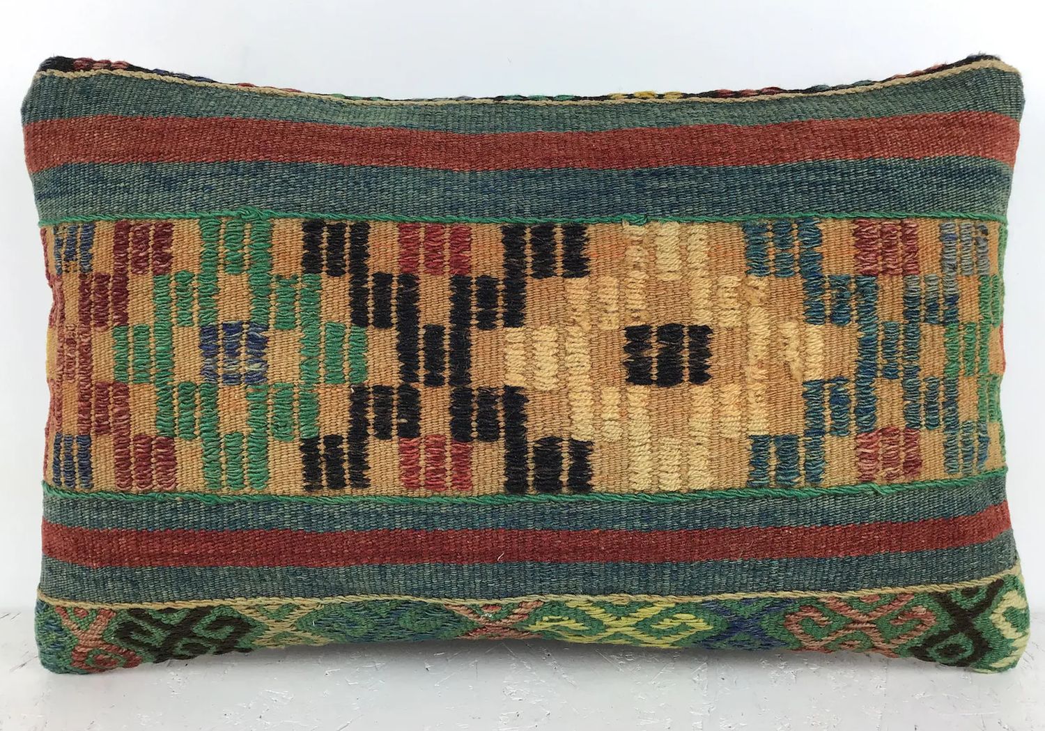 Kilim pillow M