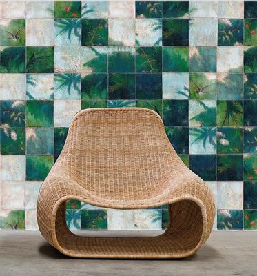 Snug lounge chair outdoor