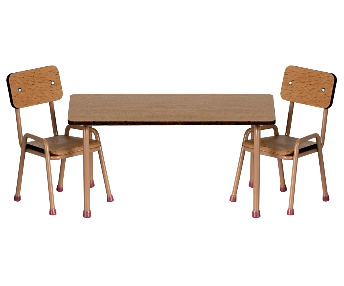 Ensemble table et chaises Maileg