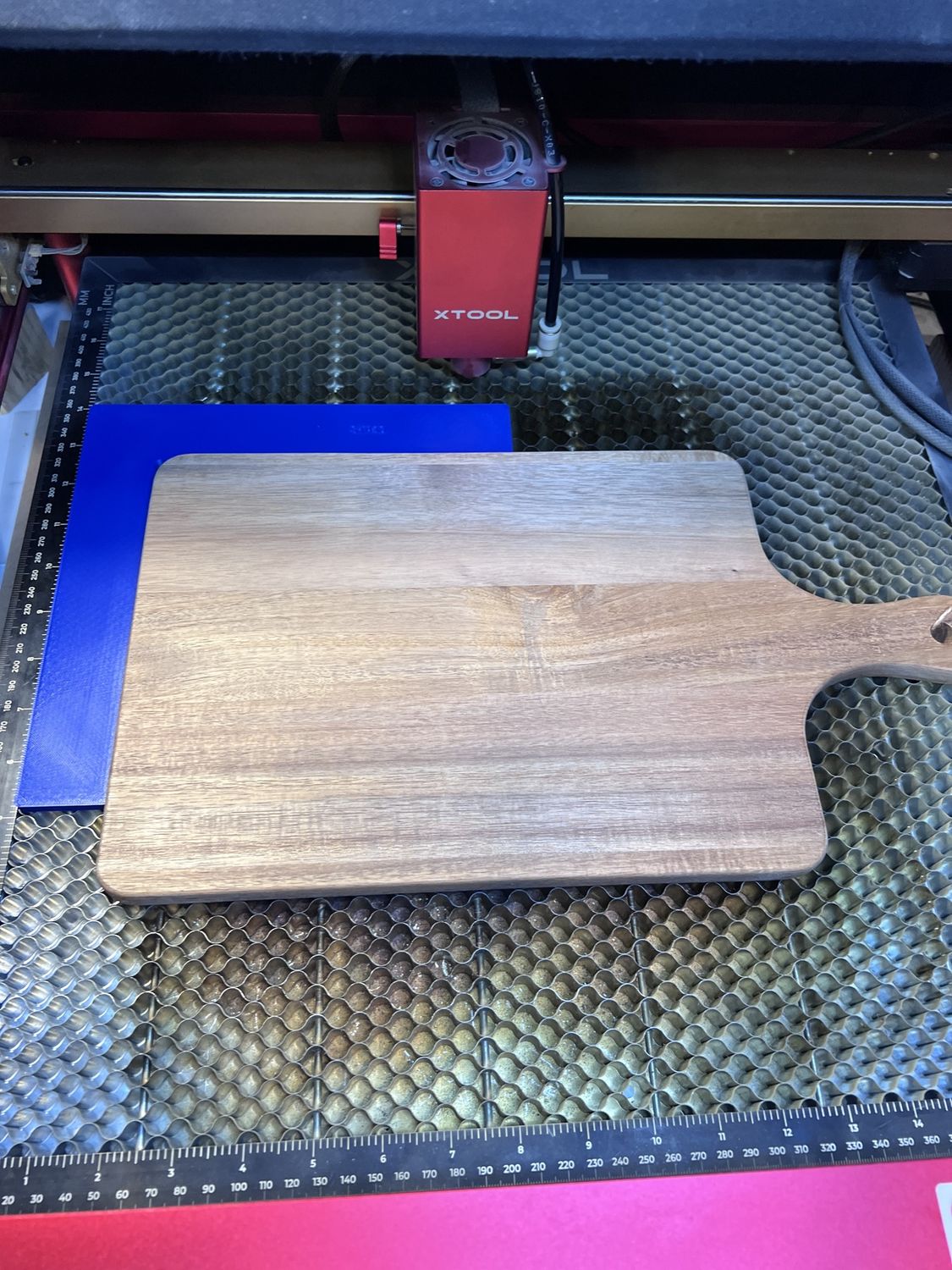 The Original Magnetic square for Xtool and other honeycomb steel beds
