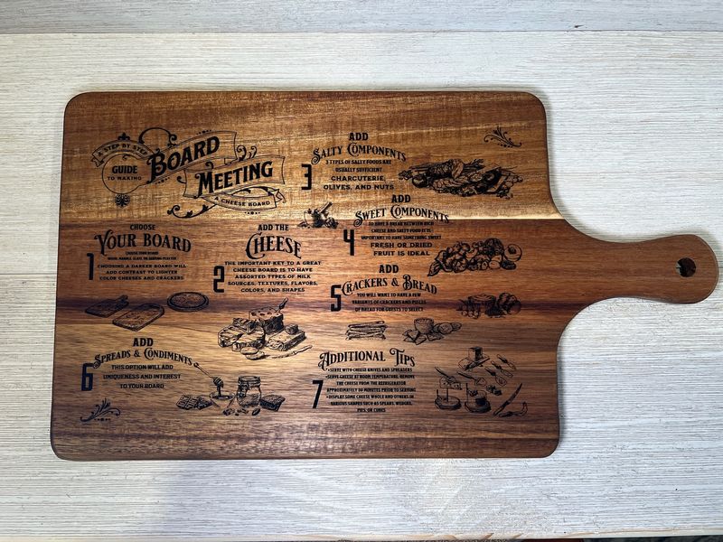 Engraved 9 x 12 cutting board with handle