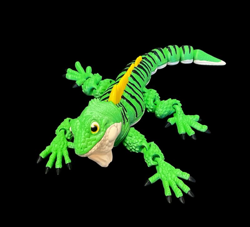 Iguana- Articulating Large Iguana