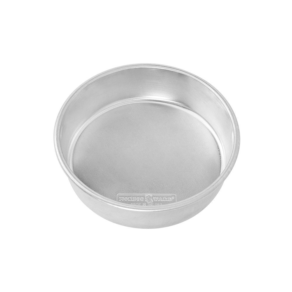 Naturals 8-in. Round Layer Cake Pan