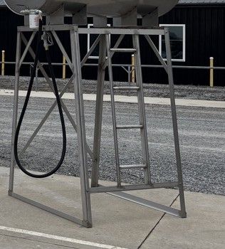 FUEL =STAINLESS STEEL STAND W/LADDER (FUEL TANK)
