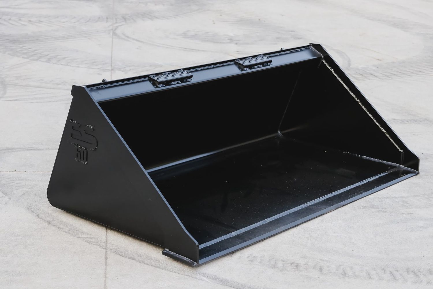 SMOOTH BUCKET - EXPRESS, Size: 60"