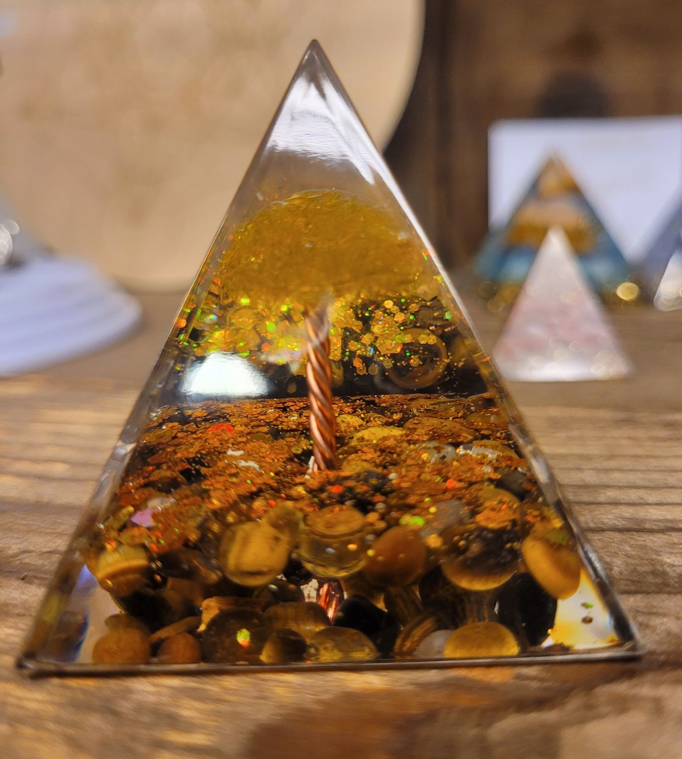 Pyramide orgonite 1