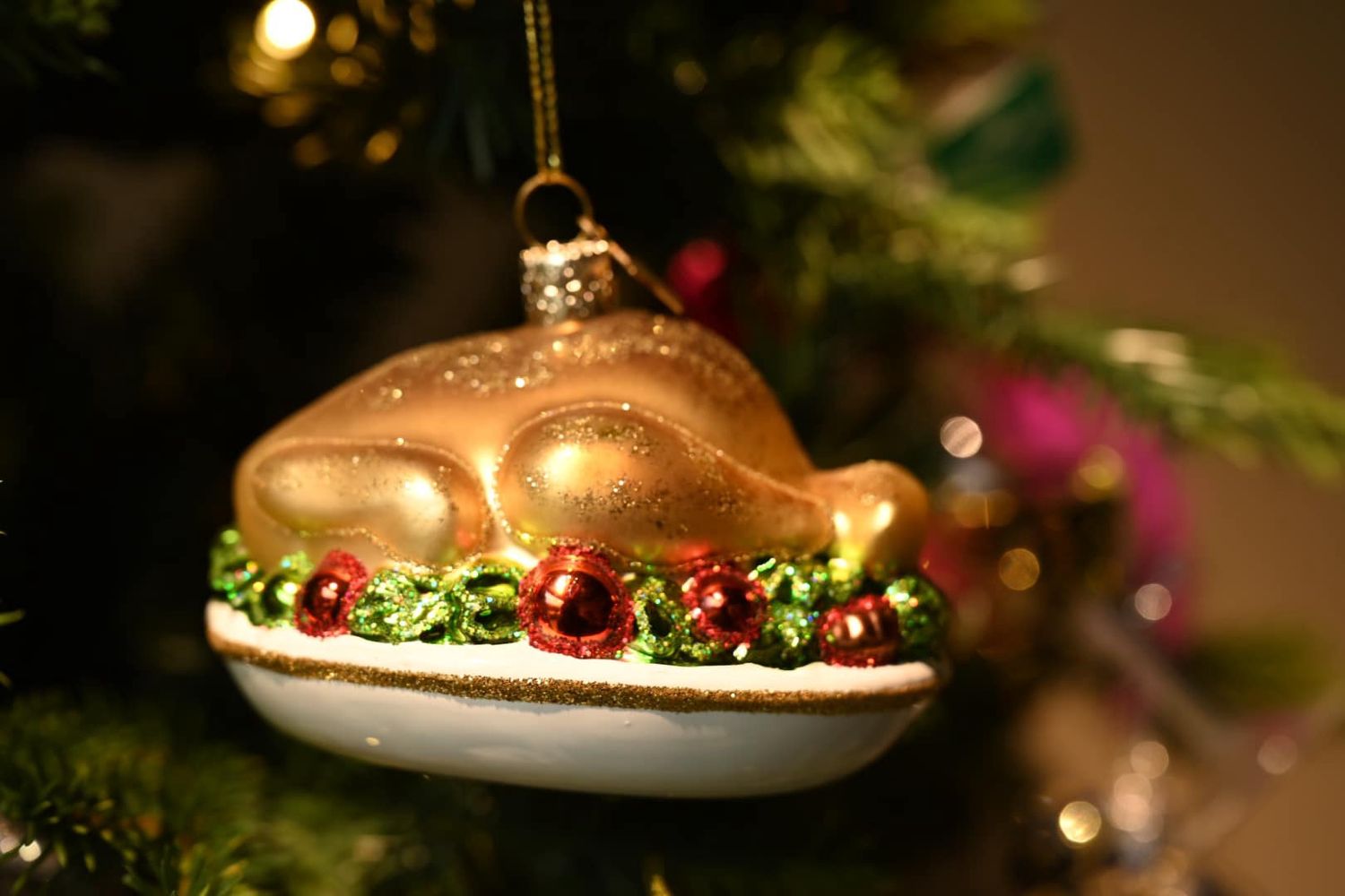 Ornament glass turkey on plate H6cm